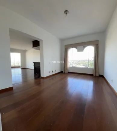 Imagem Apartamento de Luxo à Venda na Vila Madalena, São Paulo-SP - 2 Quartos, 2 Suítes, 3 Salas, 4 Banheiros, 3 Vagas, 218m²!