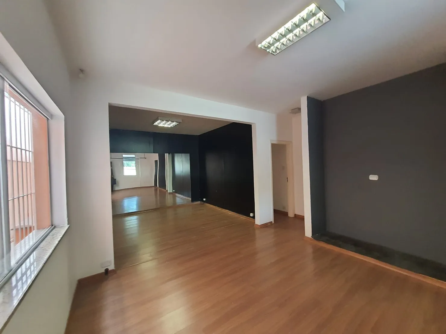 Imagem Comercial à venda 2 Quartos, 1 Suite, 315M², Jardim das Nações, Taubaté - SP