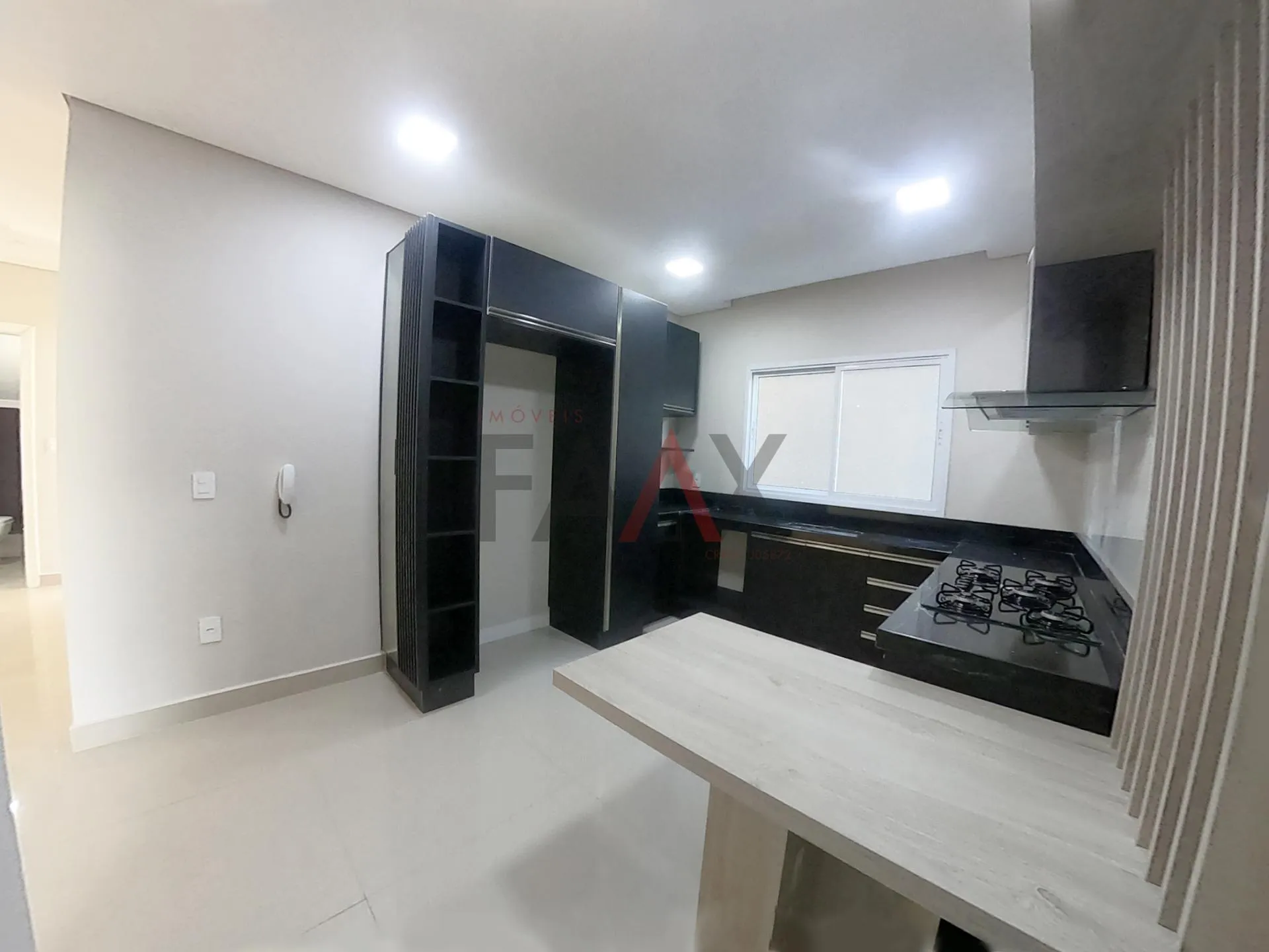 Imagem Sobrado com 3 dormitórios à venda,183.44m², GUARAPUAVA - PR