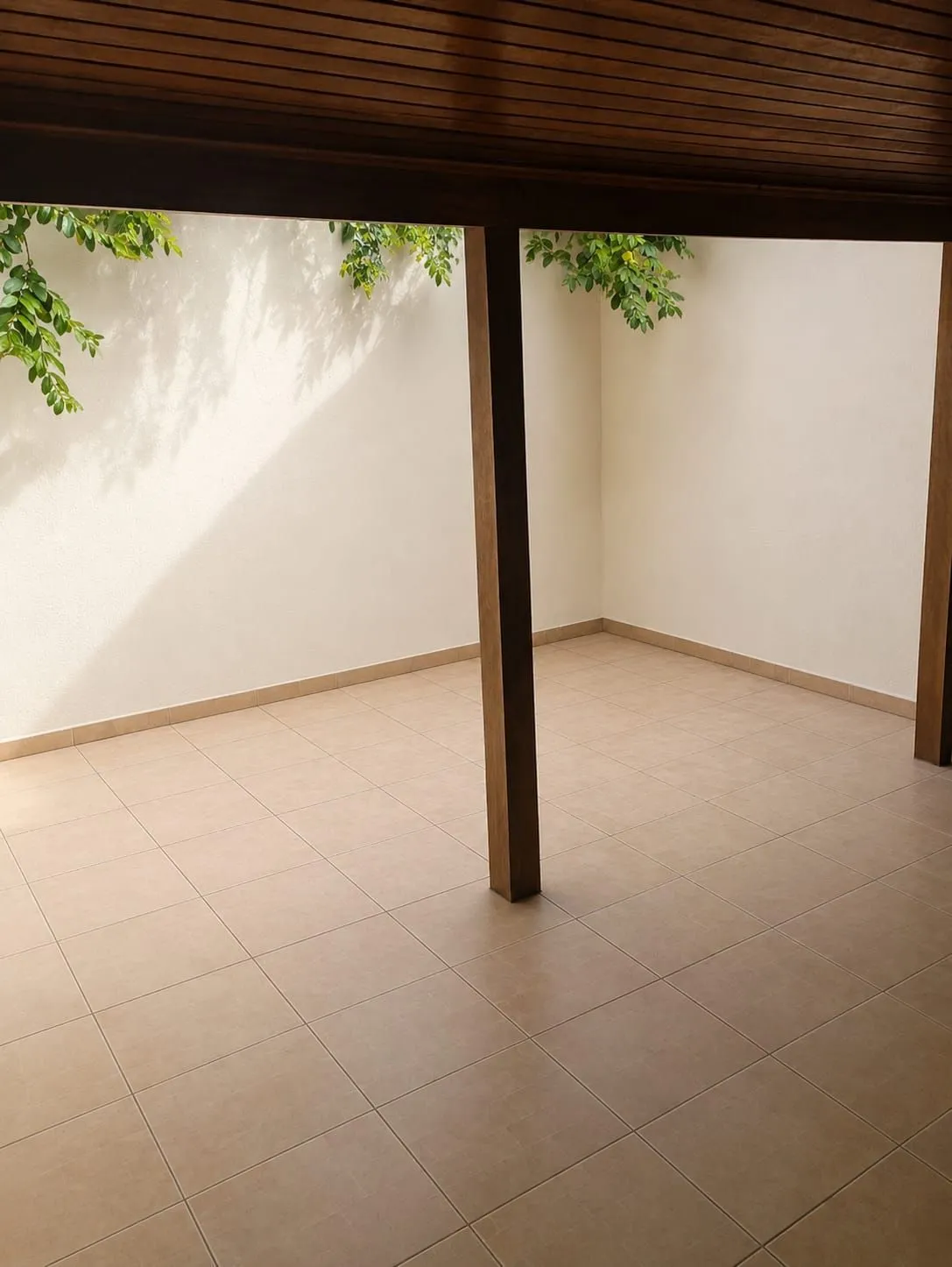 Imagem Sobrado 3 Dorm/ 2 Vagas garagem/ Exelente localização