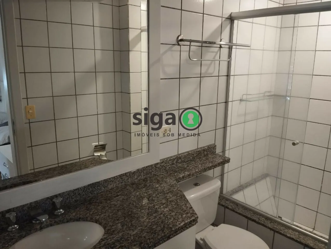 Imagem Apartamento Mobiliado em Moema com 1 Dormitório e 1 Vaga.