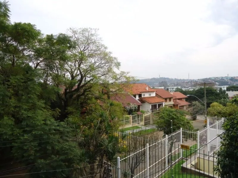 Imagem Casa para Venda - 290m², 3 dormitórios, sendo 1 suites, 3 vagas - Nonoai