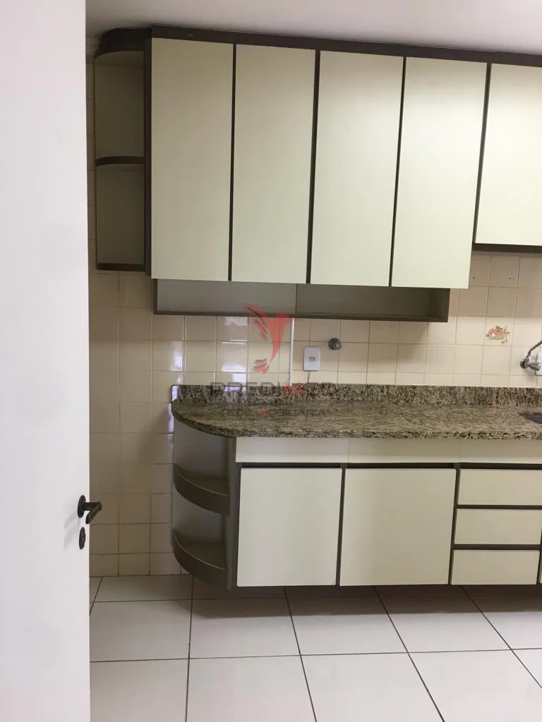 Imagem ALUGO NA VILA MADALENA, Ap. 110 m2, 4 quartos 1 suite, 2 vagas de garagem, aceita Peth