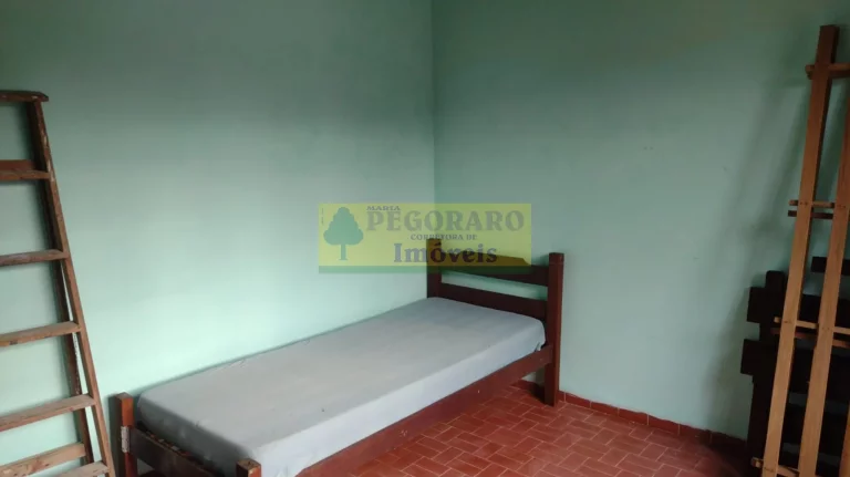 Imagem Imperdível Casa de 4 Quartos na Prainha, Caraguatatuba-SP: 2 Suítes, 2 Salas, 4 Banheiros, 4 Vagas de Garagem!