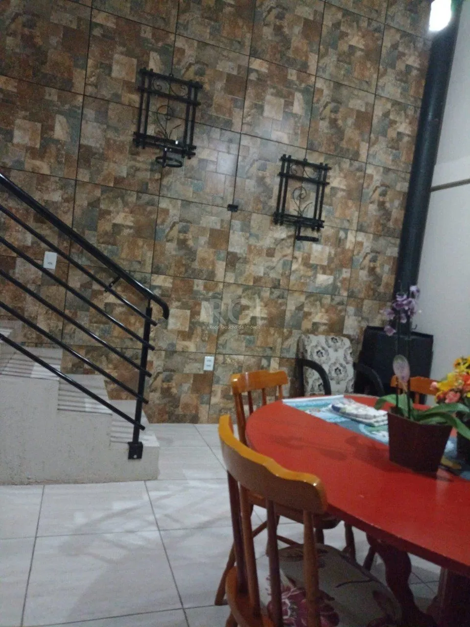Imagem Sobrado para Venda - 240m², 3 dormitórios, sendo 1 suites, 2 vagas - Vila Vista Alegre