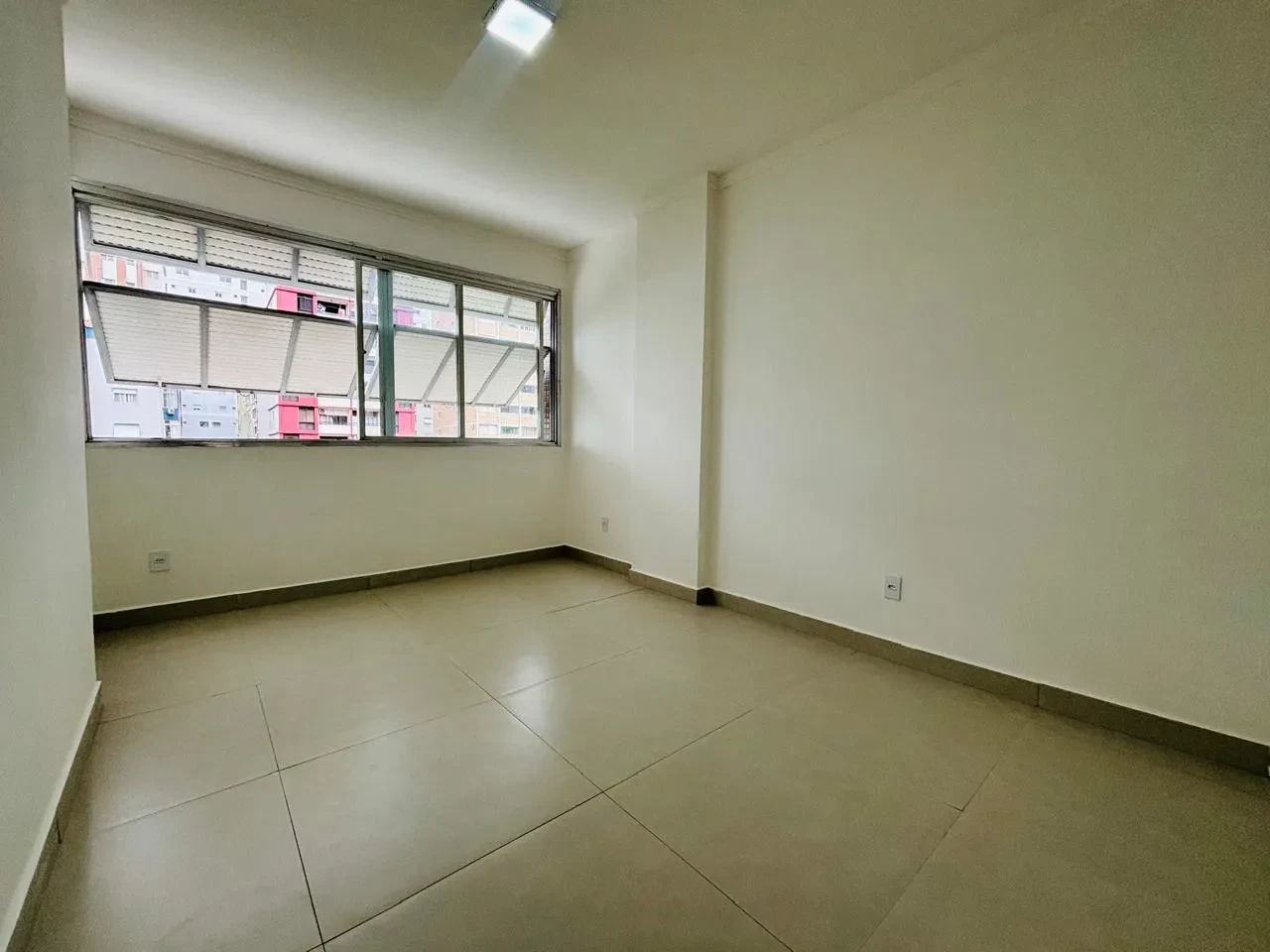Imagem Apartamento com 2 Quartos à Venda, 85 m² em José Menino - Santos