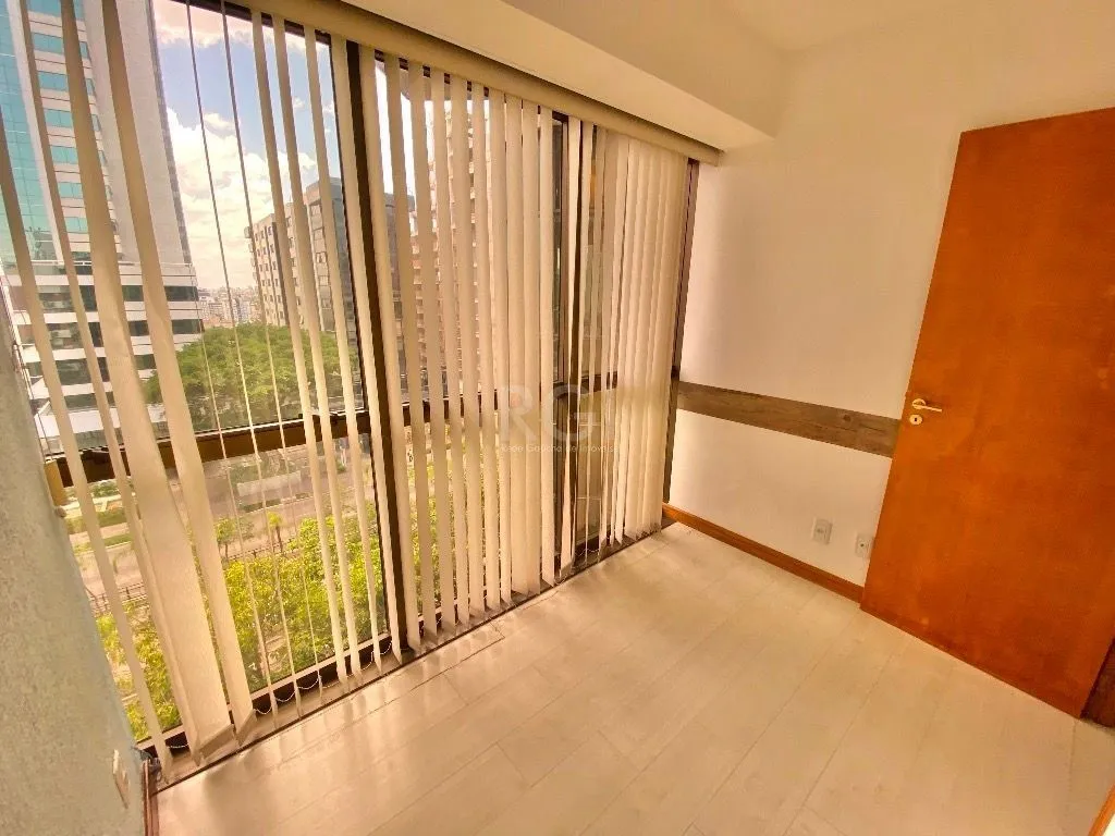 Imagem Conjunto, 160 m² Para comprar Por R$ 900.000,00 Auxiliadora - Porto Alegre/RS