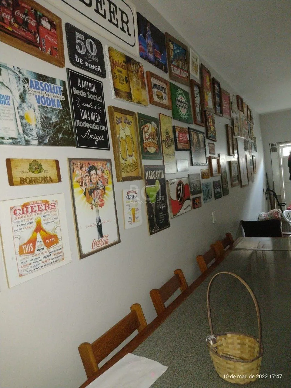 Imagem Casa 210m², 3 dormitórios, sendo 1 suites, 2 vagas - Mario Quintana, Porto Alegre/RS