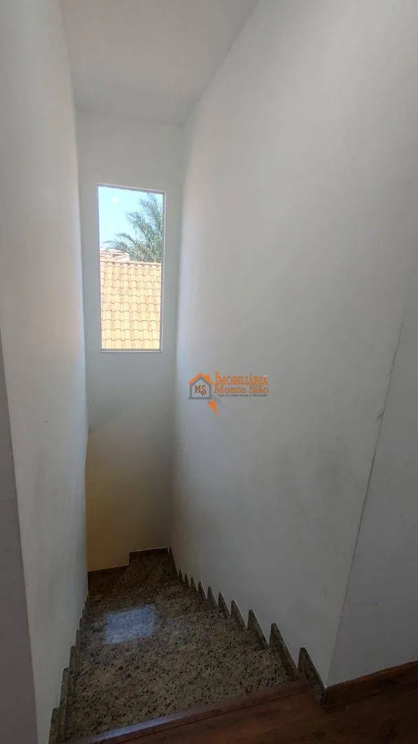 Imagem Sobrado com 3 dormitórios à venda, 200 m² por R$ 800.000,00 - Vila Maranduba - Guarulhos/SP