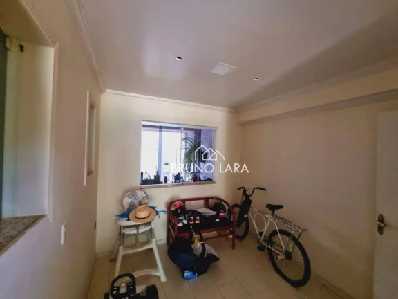 Imagem Casa á venda em Igarapé, bairro Lago Azul.