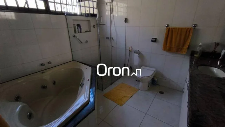 Imagem Sobrado à venda, 307 m² por R$ 1.300.000,00 - Feliz - Goiânia/GO