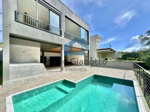 Foto do imóvel Casa ZERO KM com 5 suítes, piscina, jacuzzi e gourmet! em Alameda Cambará