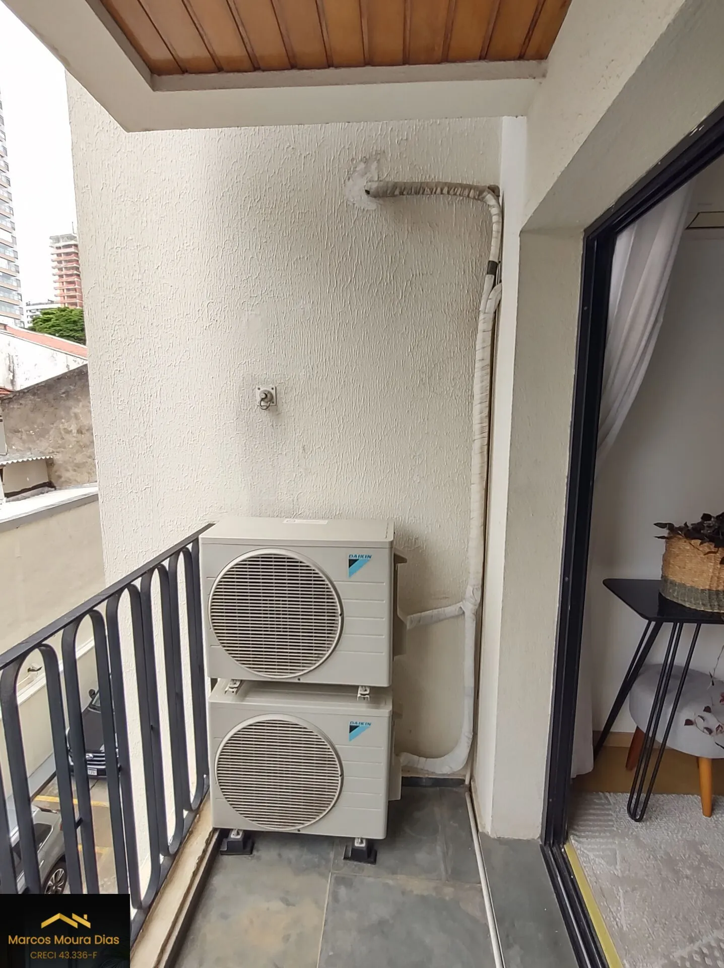 Imagem Apartamento Vila Olímpia com 65 m², Sala com Varanda, 2 Dormitórios, Ar Condicionado, 1 Vaga, Edifício com Portaria 24 hs