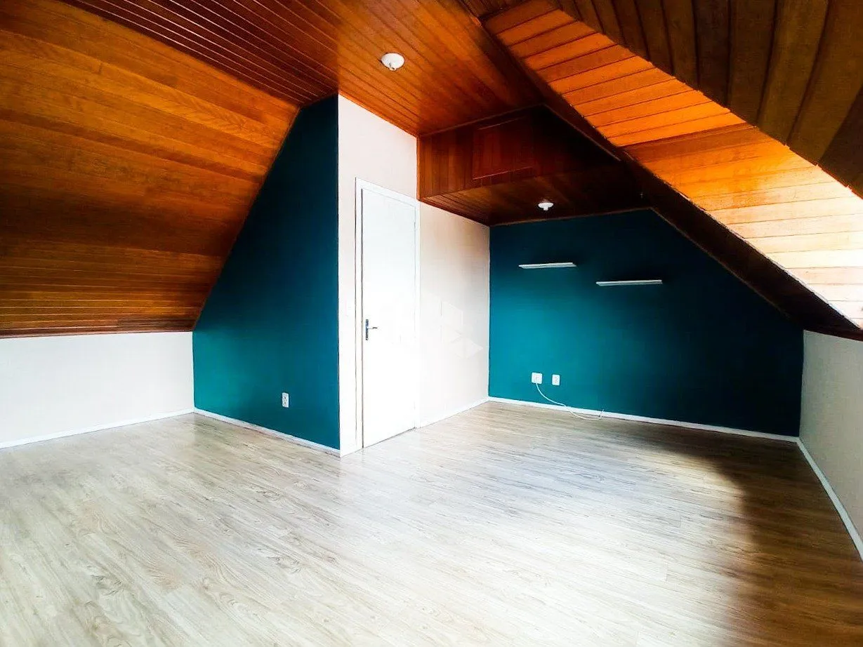 Imagem Casa em condomínio, 2 quartos, 1 vaga, bairro, 104m² Camaquã Porto Alegre