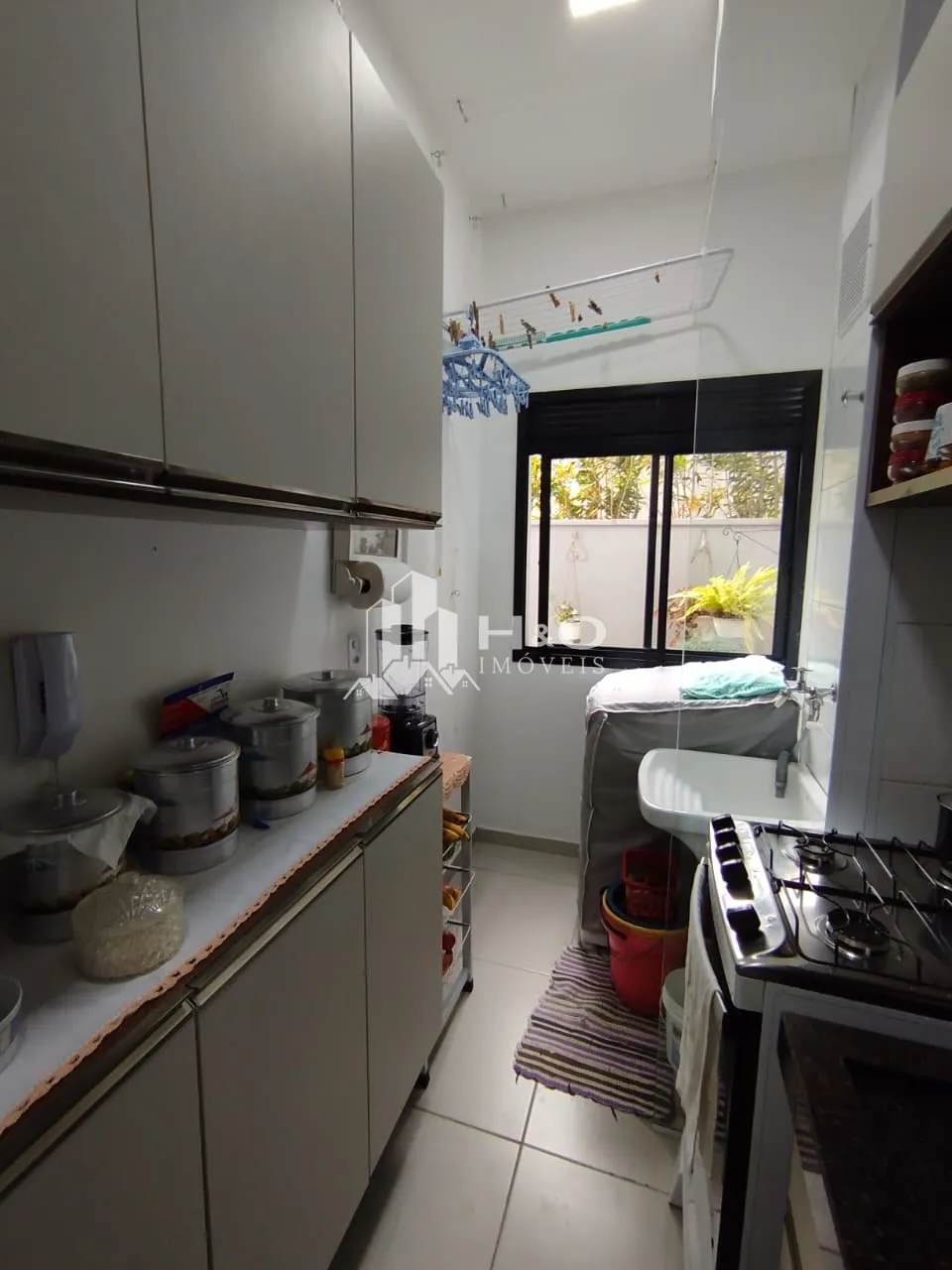 Imagem Excelente apartamento com 60 m² de área útil e uma sacada ampla e diferenciada.