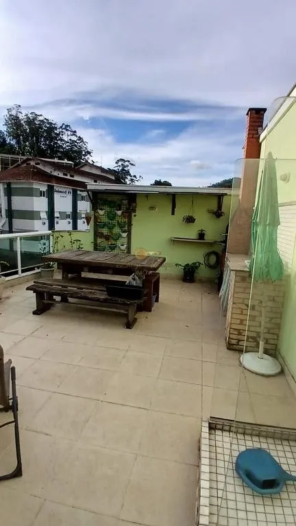Imagem Cobertura Duplex para Venda em Petrópolis / RJ no bairro Vila Militar