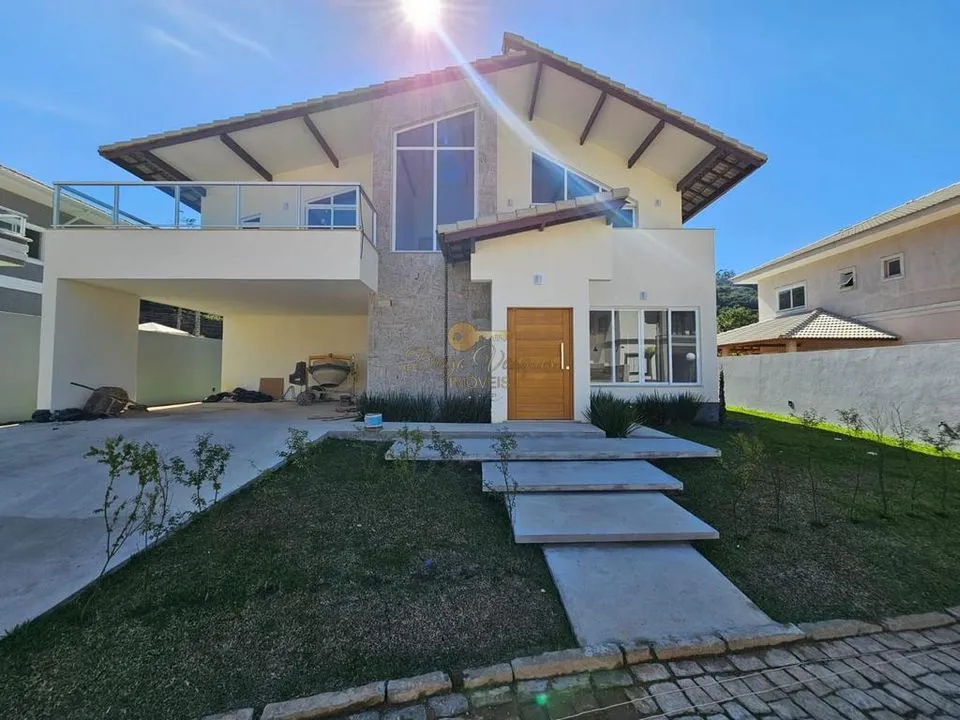Imagem Casa em Condomínio para Venda em Teresópolis / RJ no bairro Green Valley