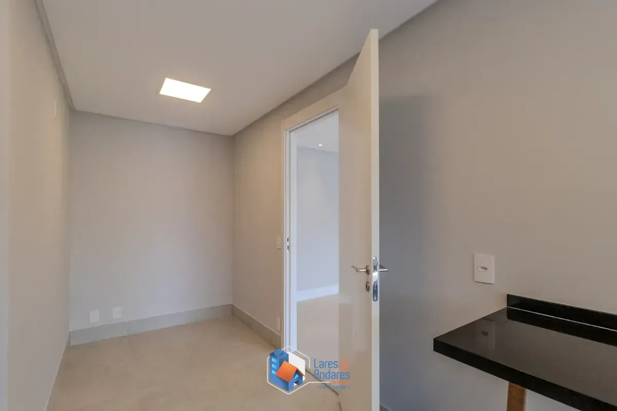 Imagem Apartamento para venda em Moema com 3 quartos, sendo 3 suítes, 149m²