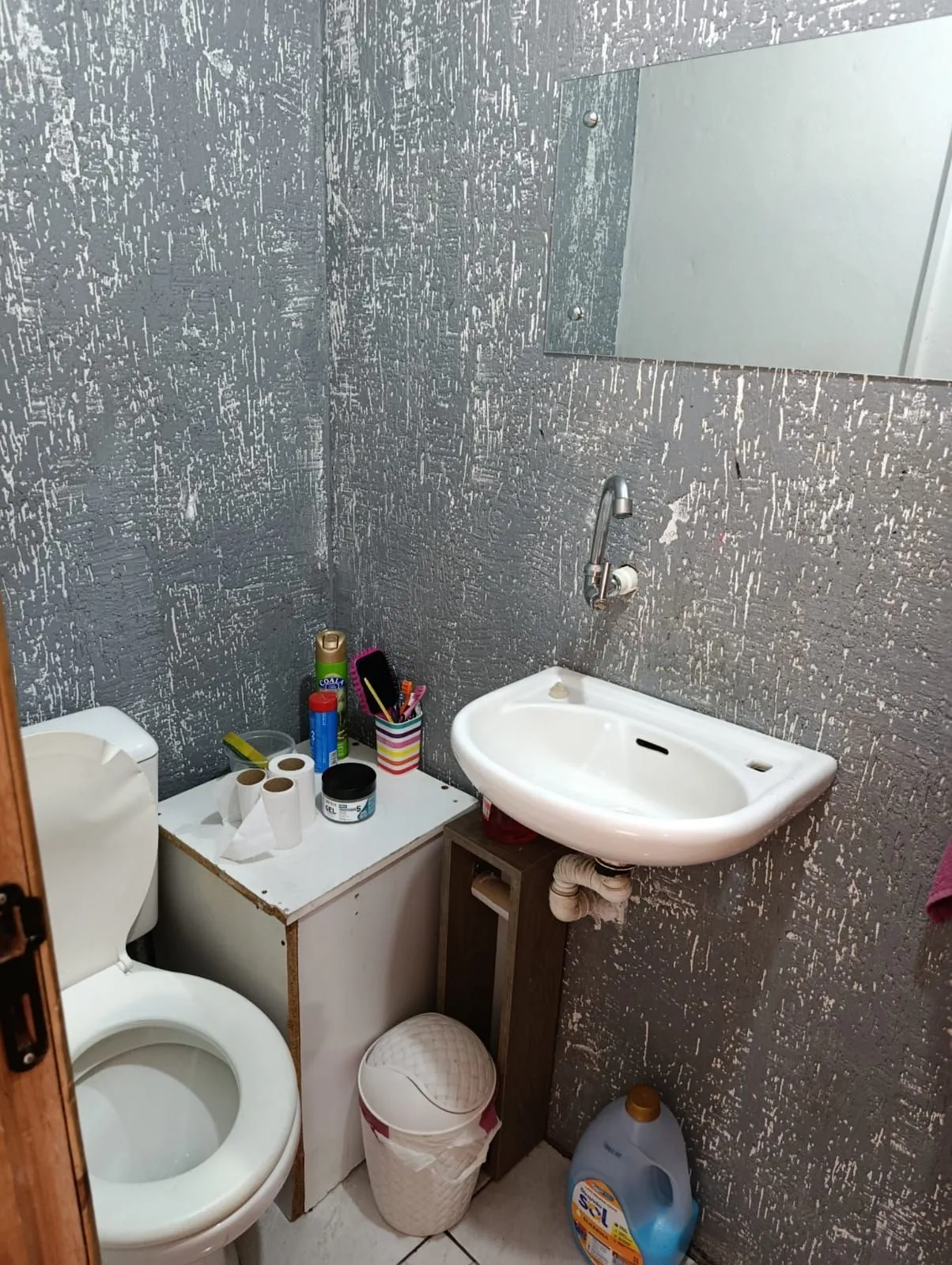 Imagem Casa na Hípica, oportunidade!