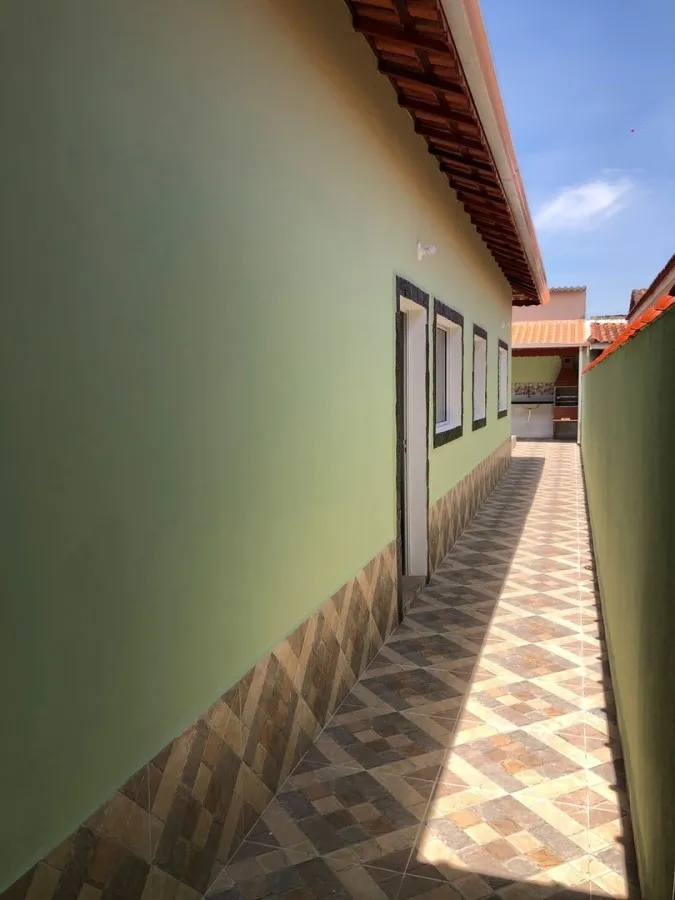 Imagem Casa para Venda em Mongaguá, Itaóca, 2 dormitórios, 1 suíte, 2 banheiros, 2 vagas