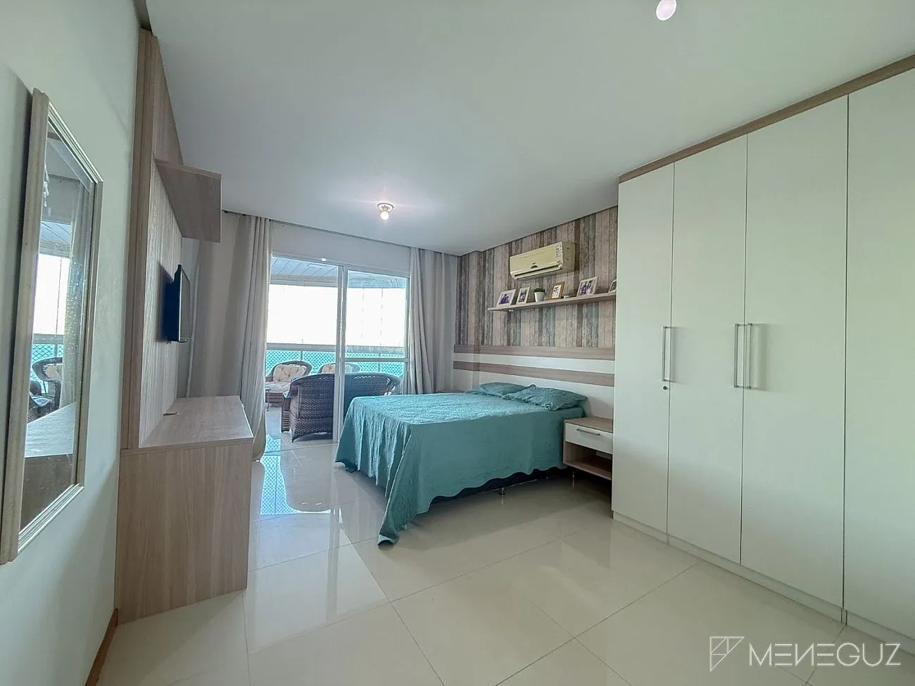 Imagem Apartamento à venda na Praia do Morro, Guarapari - 3 quartos, 2 suítes, frente mar, mobiliado