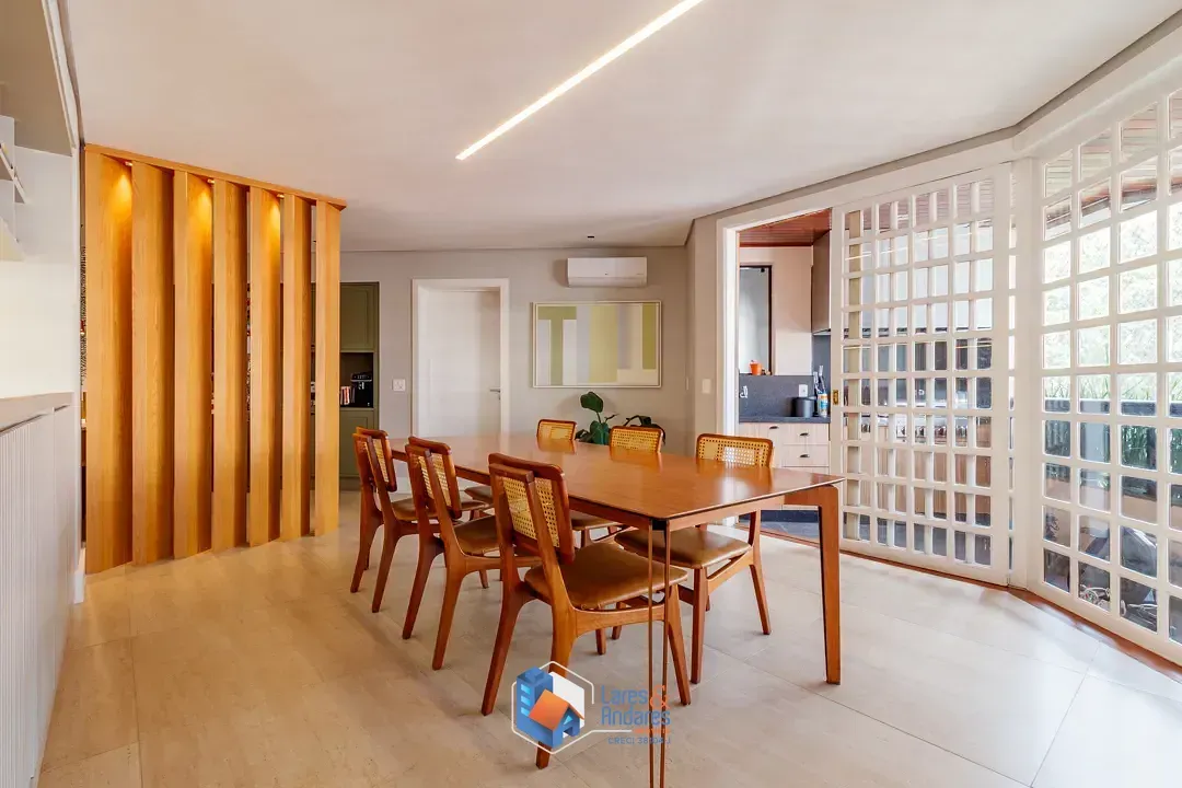 Imagem Apartamento para venda em Real Parque com 3 quartos, sendo 3 suítes, 289m²
