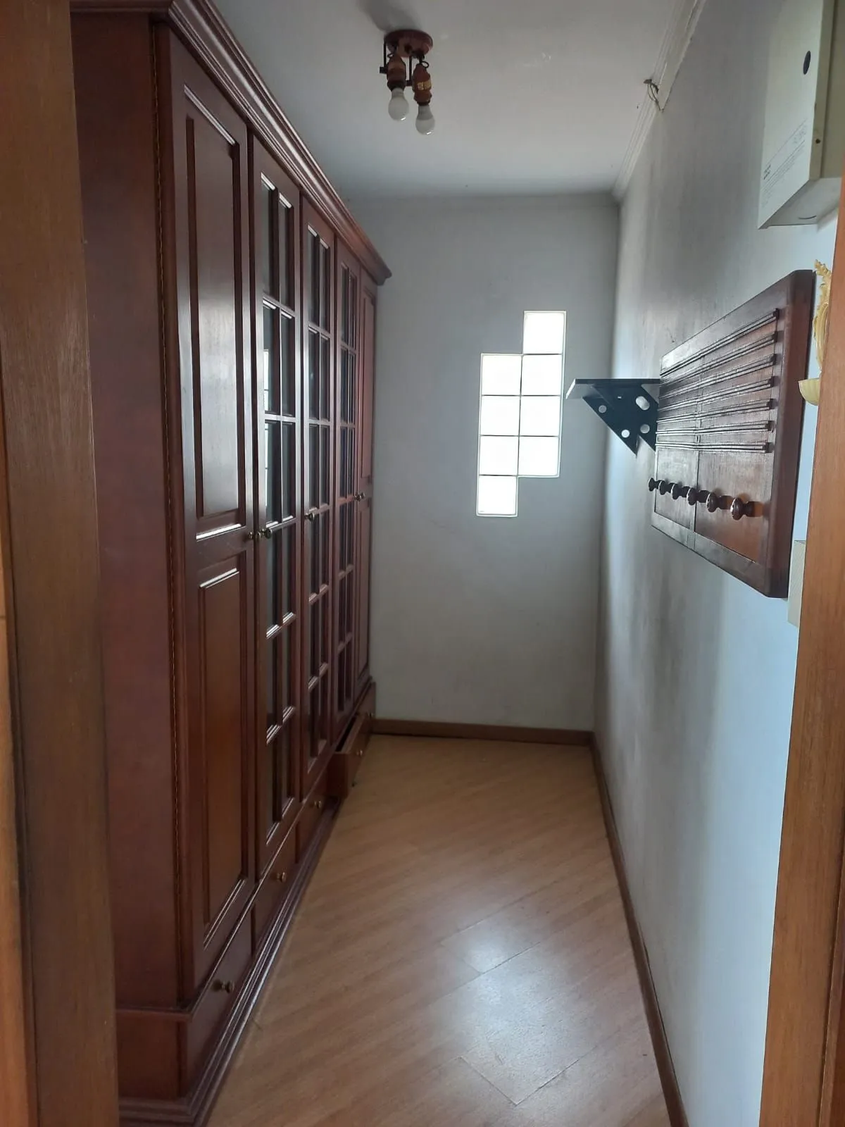Imagem Casa Completa com Piscina, Escritório e 6 Dormitórios