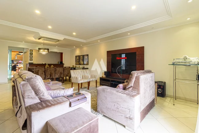 Imagem Casa de cinema no bairro da Aparecida toda modernizada e com área gourmet!