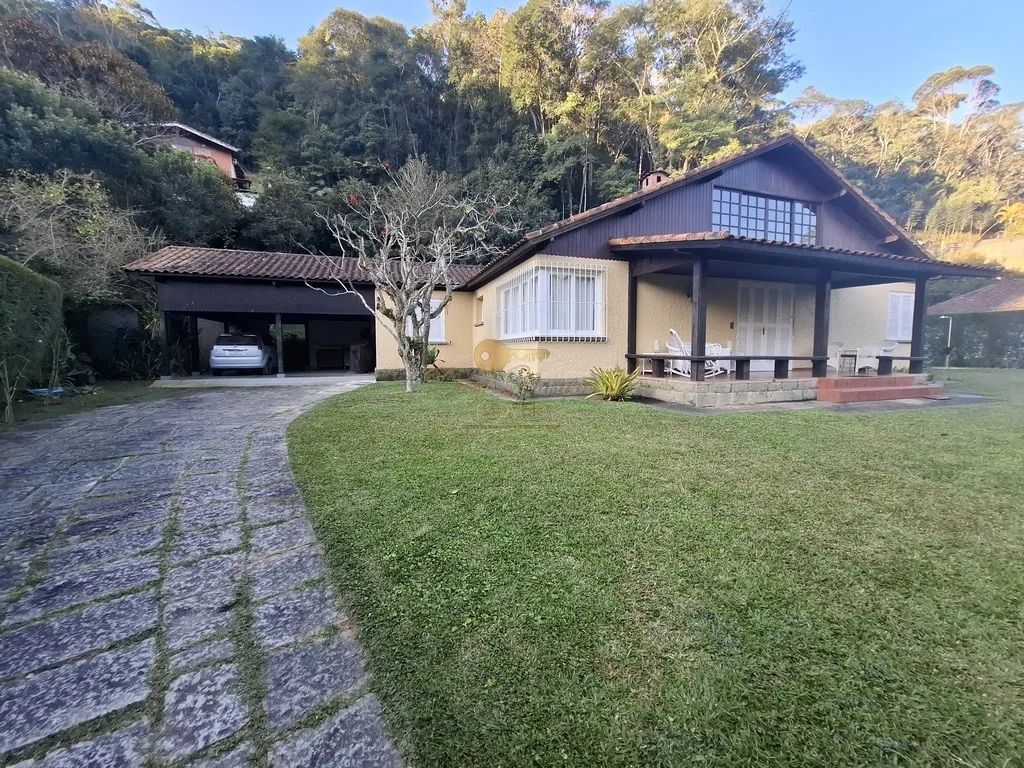 Imagem Casa em Condomínio para Venda em Teresópolis / RJ no bairro Posse