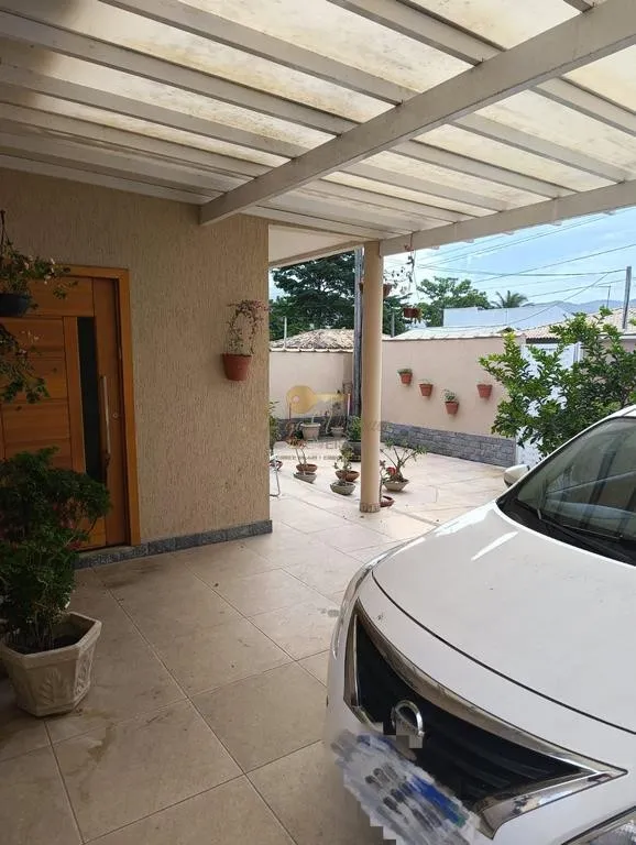 Imagem Casa em Condomínio para Venda em Maricá / RJ no bairro Parque Nanci