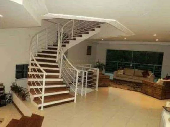Imagem Casa Alto Padrão à Vendo no Condomínio Tarumã