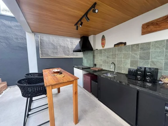 Imagem Casa com 4 dormitórios à venda, 300 m² por R$ 1.690.000,00 - GRANJA VIANA - JARDIM DAS FLORES - Cotia/SP