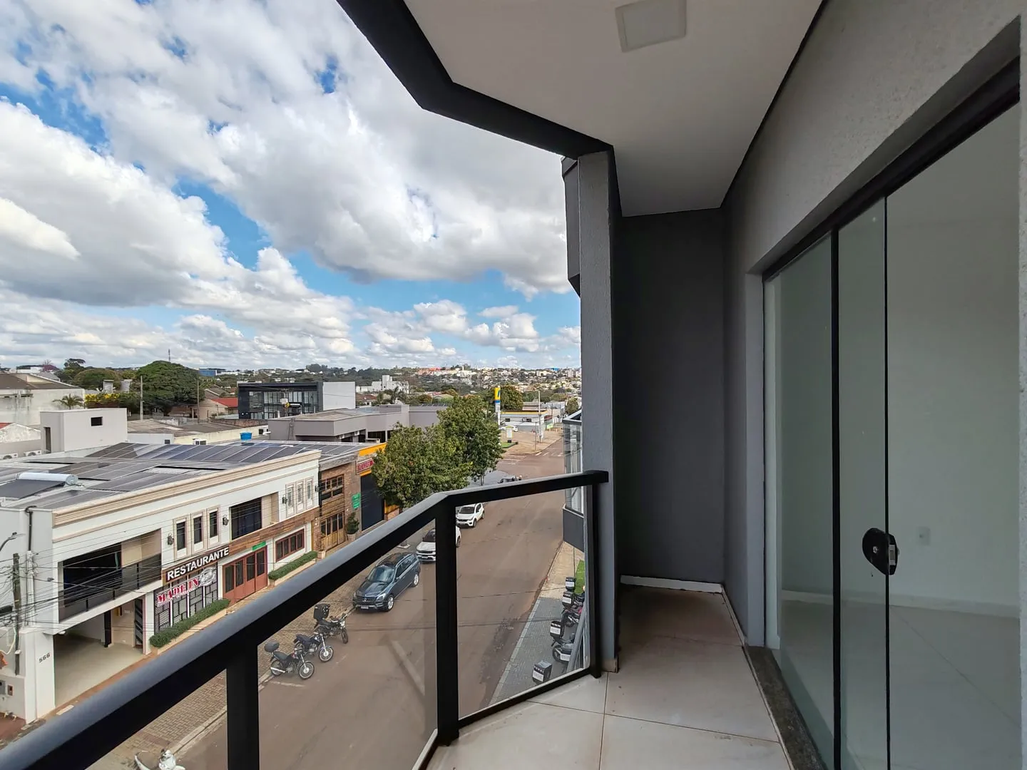 Imagem Apartamento à Venda com 2 dormitórios no Alto Alegre em Cascavel