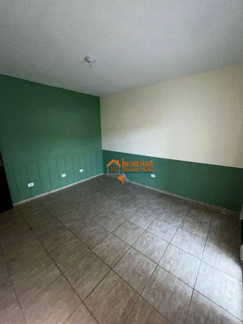Imagem Sobrado com 3 dormitórios à venda, 260 m² por R$ 440.000 - Jardim Fortaleza - Guarulhos/SP