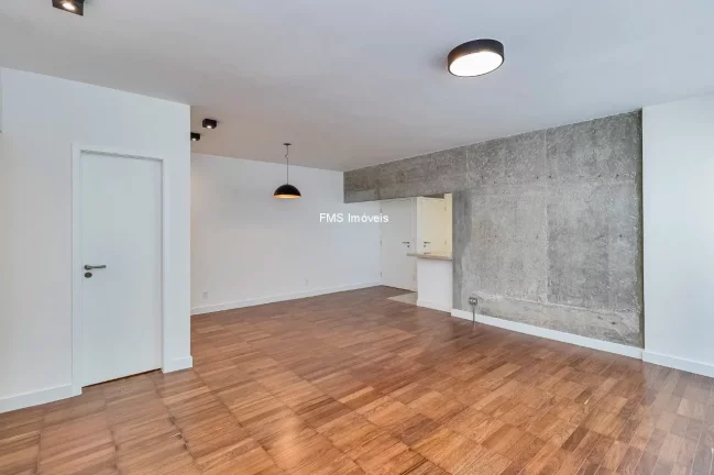 Imagem Apartamento à venda em São Paulo-SP, 2 quartos, 2 suítes, 1 sala, 3 banheiros, 2 vagas, 100m² no Cerqueira César.