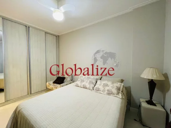 Imagem Apartamento 03 dormitórios todo reformado no Gonzaga próximo da praia por R$2.500.000,00