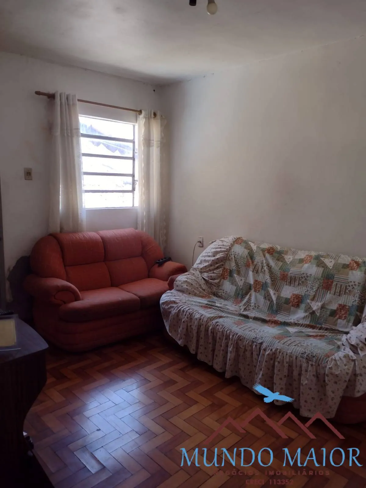 Imagem Casa 5 Quartos e 3 banheiros 1 suite , 350m² por R$ 1.000.000 -Santa Maria