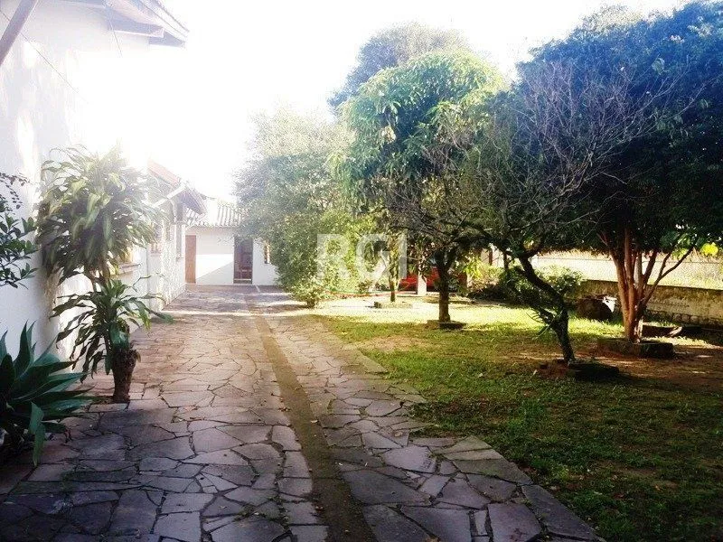 Imagem Casa para Venda - 250m², 5 dormitórios, sendo 3 suites, 2 vagas - Ipanema