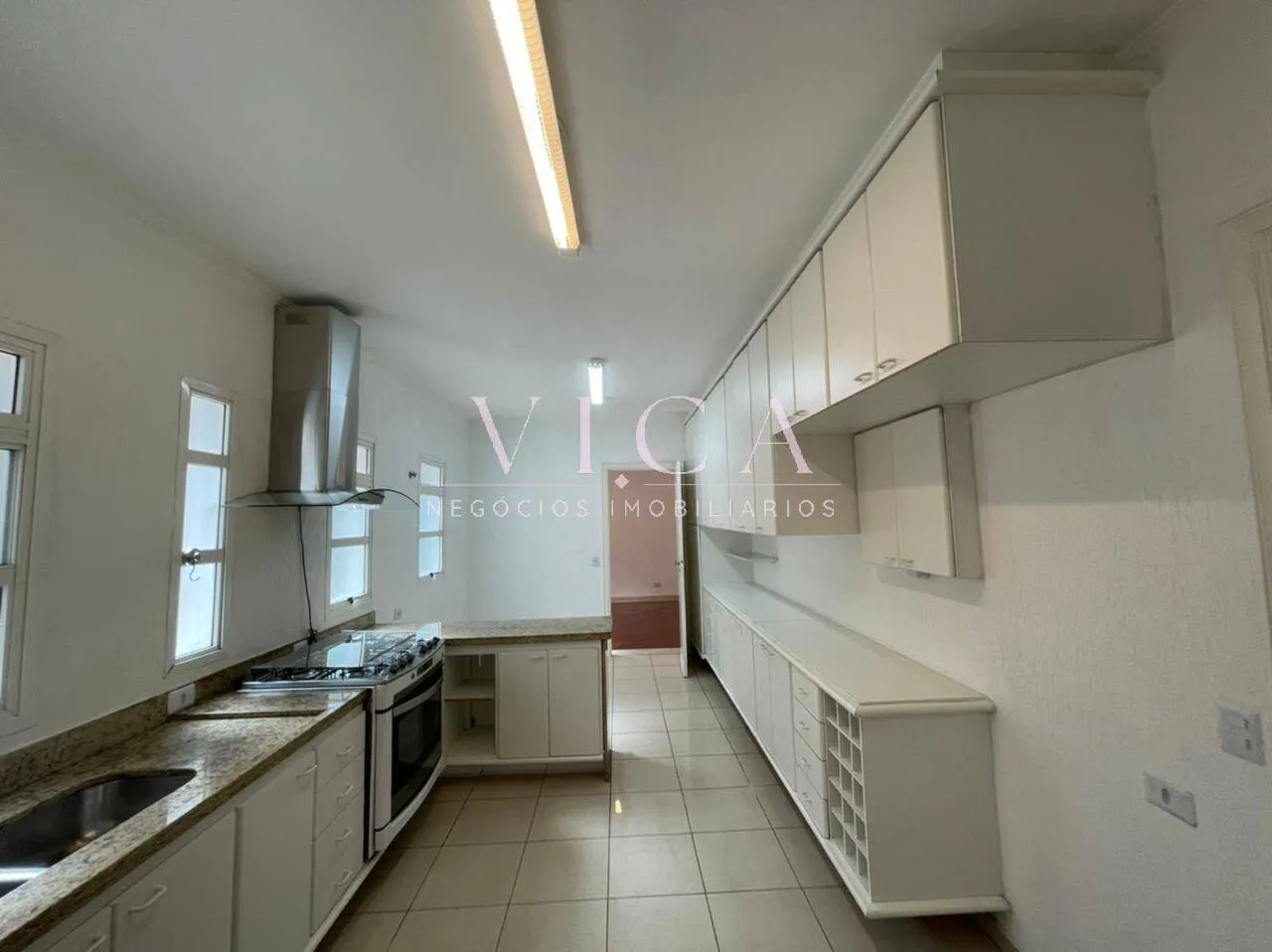 Imagem Casa 4 dormitórios 360m² 4 vagas aluguel por R$ 15.000 - Alphaville SP