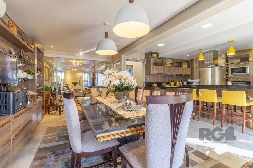 Imagem Casa 280m² - 3 dormitórios, 1 suíte, 2 vagas no bairro Jardim Itú