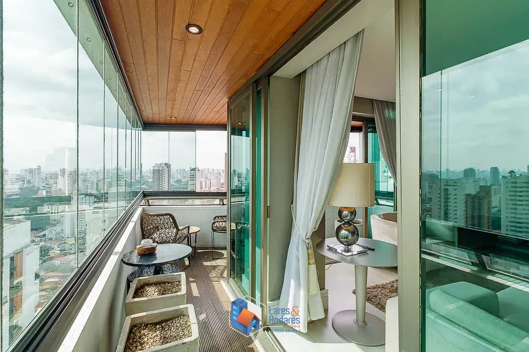 Imagem Apartamento para venda em Aclimação com 4 quartos, sendo 4 suítes, 246m²