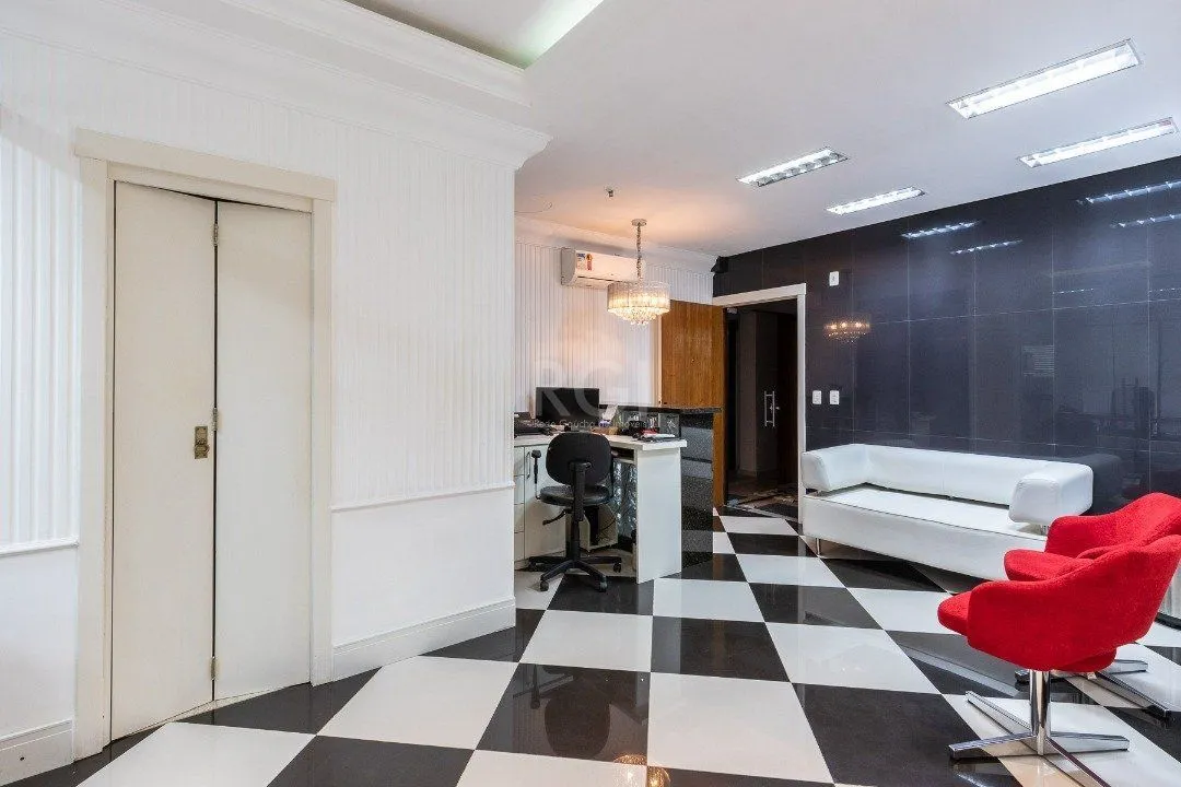 Imagem Cobertura Comercial para Venda - 101m², 0 dormitórios, Praia de Belas