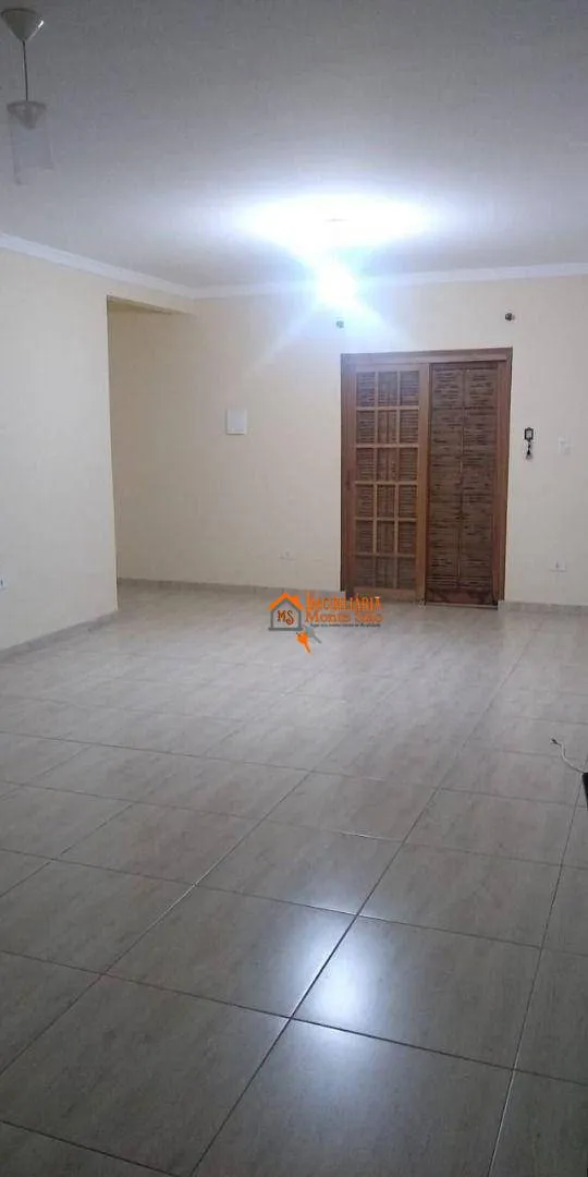 Imagem Sobrado 4 Dormitórios com 2 Suítes, Varanda e 2 Vagas - Guarulhos