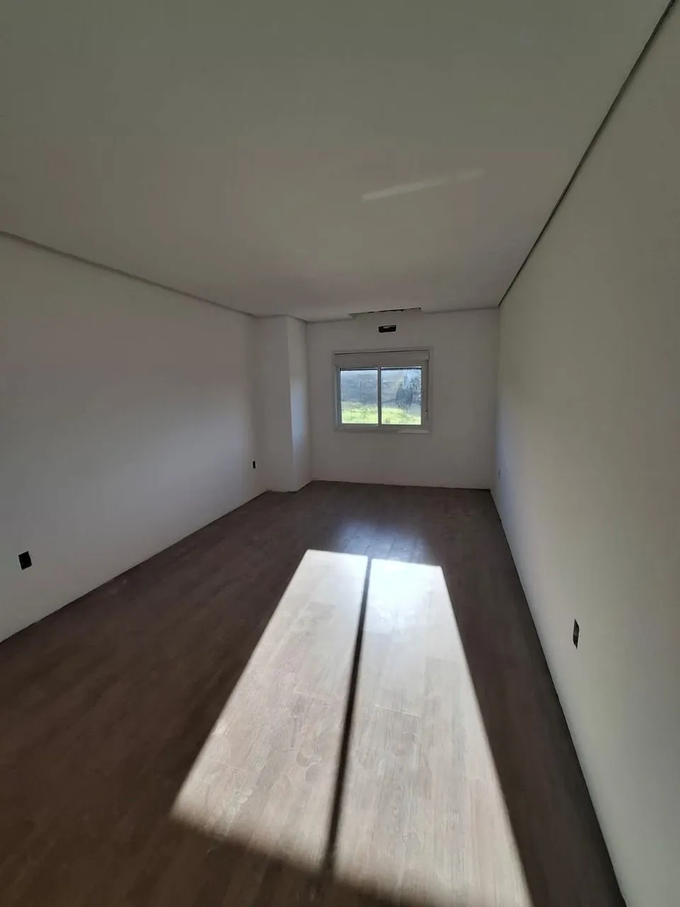 Imagem Casa a Venda no Bairro espirito Santo, Zona Sul de Porto Alegre.