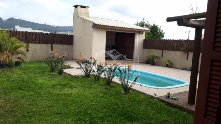 Casa com 3 Quartos à Venda, 120 m² em Centro - Santa Rosa do Sul