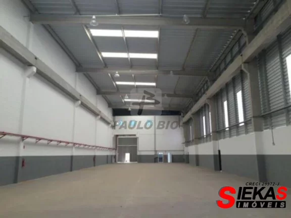 Imagem Locação de Galpão Comercial em Mauá-SP, Bairro Loteamento Industrial Coral: 1 Banheiro, 1.300 m² de Área.
