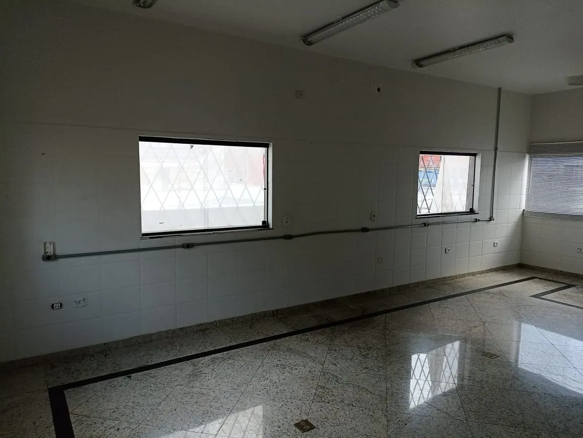 Imagem Salão comercial 200m² para locação no Centro de Sorocaba
