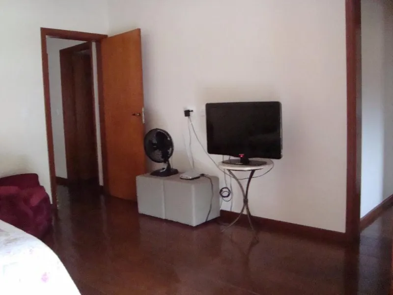 Imagem Imperdível oportunidade de adquirir casa de luxo em condomínio no Condomínio Chácara Flora, Valinhos-SP: 4 quartos, 4 suítes, 6 banheiros, 4 vagas, 430m².