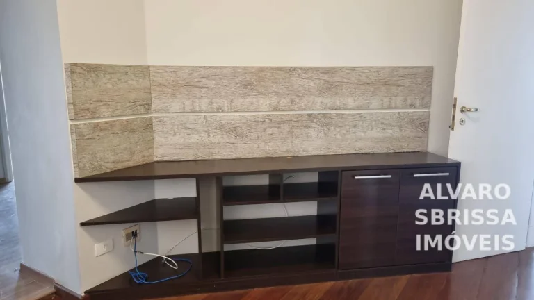 Imagem Apartamento com 4 vagas, 4 dormitórios sendo 2 suítes, todos com armários, portas balcões, venezianas automáticas e lindas vistas. 287m2. 1 por andar