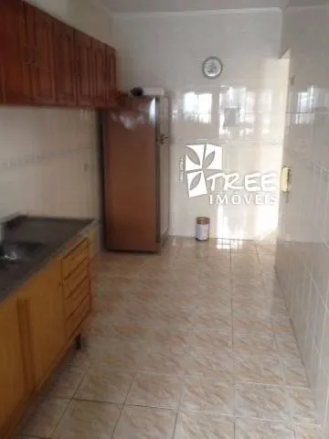 Imagem VENDA DE APARTAMENTO NA PRAIA GRANDE/SP, 80m² com quarto, suíte, sala com varanda, piscina, churrasqueira, 1 vaga e a 2 quadras da praia. CONSULTE-NOS